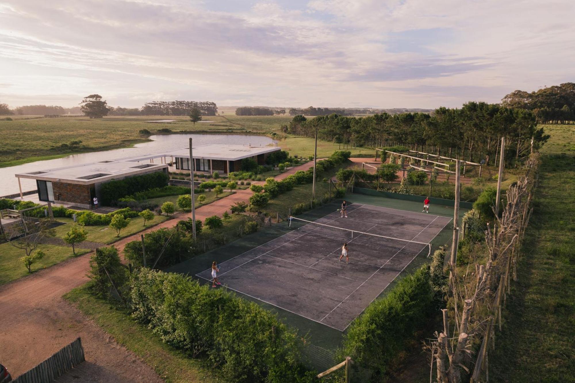 Lomas De San Vicente Hotel Boutique Balneario Buenos Aires Eksteriør bilde